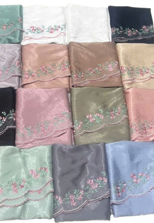 Telekung Silk Embroidery Vietnam
