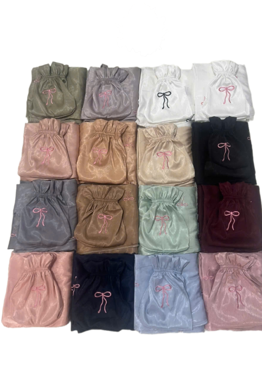 Telekung Silk Embroidery Vietnam